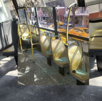 "¿Alguien tiene para pasarme un boleto?" Y terminó rompiendo el cole a martillazos