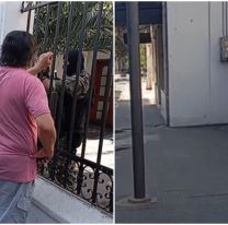 Lello Sánchez mira desde afuera como allanan las oficinas del MPA