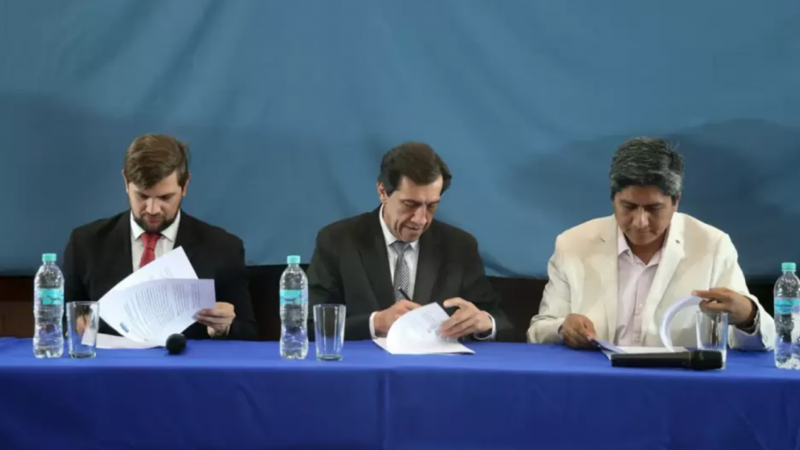 La Provincia y la UNJu firmaron un convenio clave para la formaci�n profesional en miner�a y energ�a