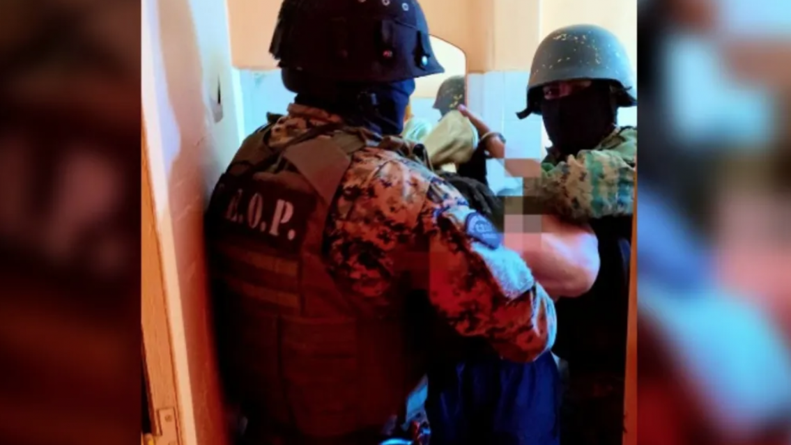 Tensión en Jujuy: se metió en una casa y se atrincheró con un cuchillo