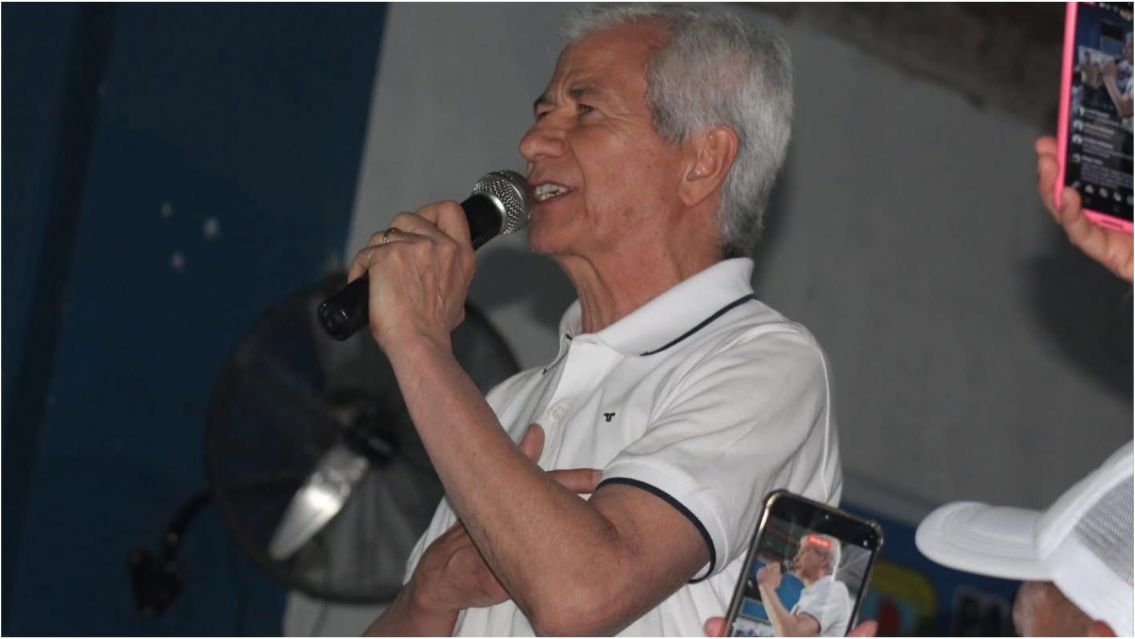 Pascuttini llev� sus propuestas a Perico