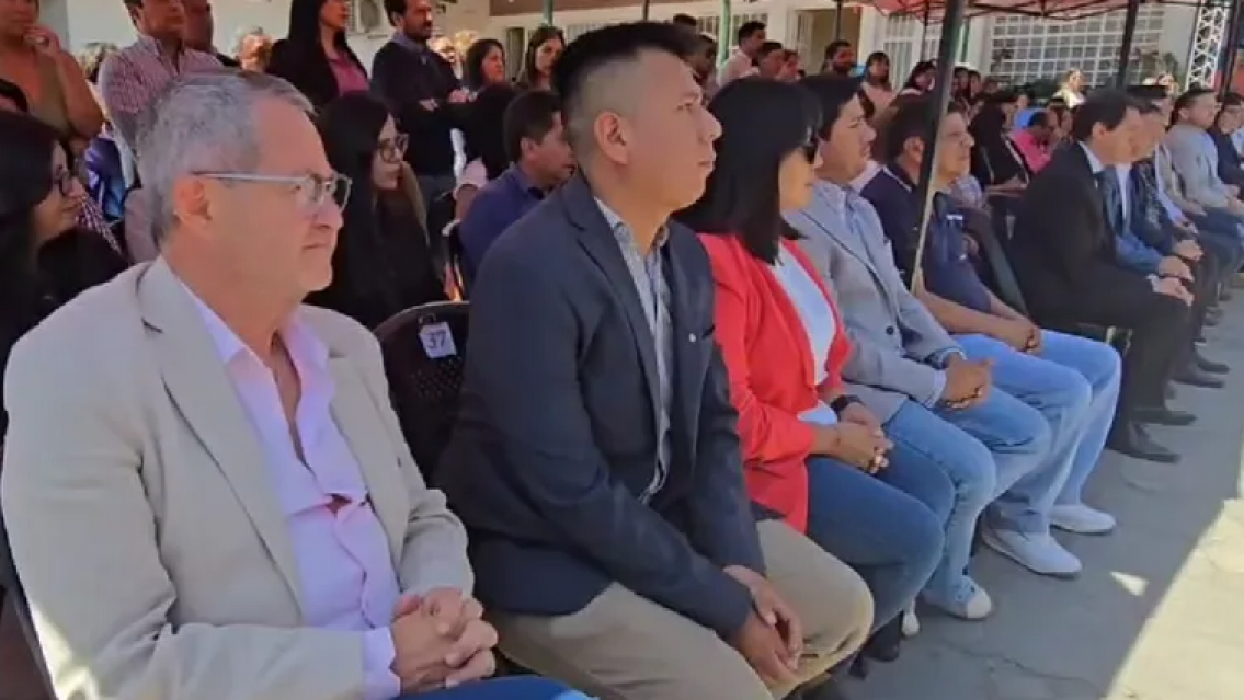 Mario Pizarro en El Carmen: "Trabajamos junto a la gente para cuidar su salud"