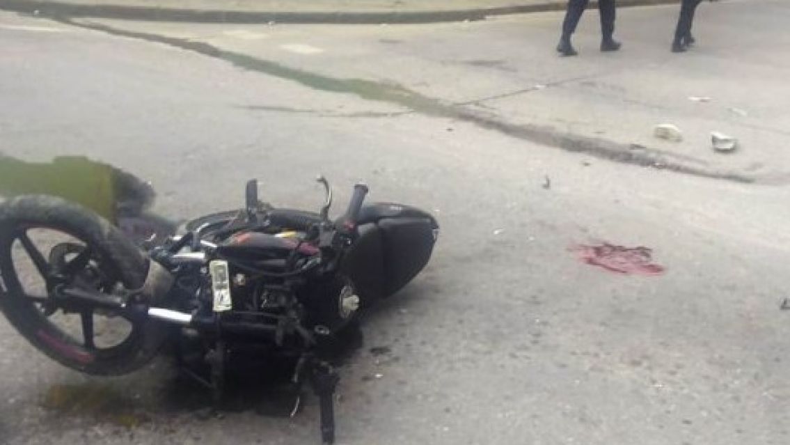Accidente fatal en Jujuy: otro motociclista derrapó y murió