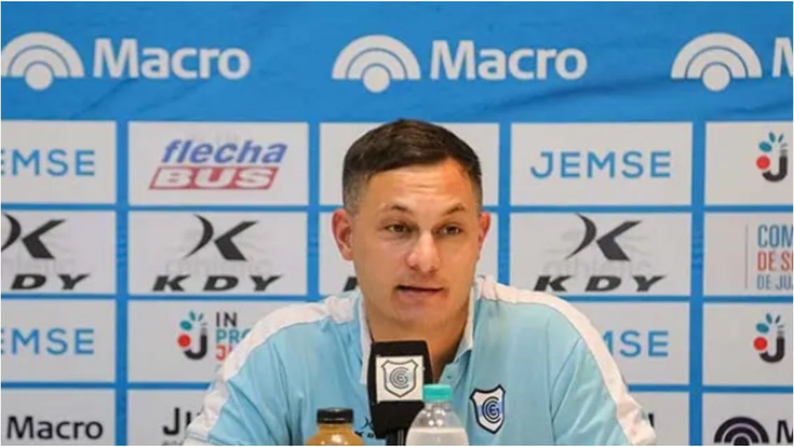 "Queremos hacer historia": M�dolo mantiene viva la ilusi�n del ascenso a Primera