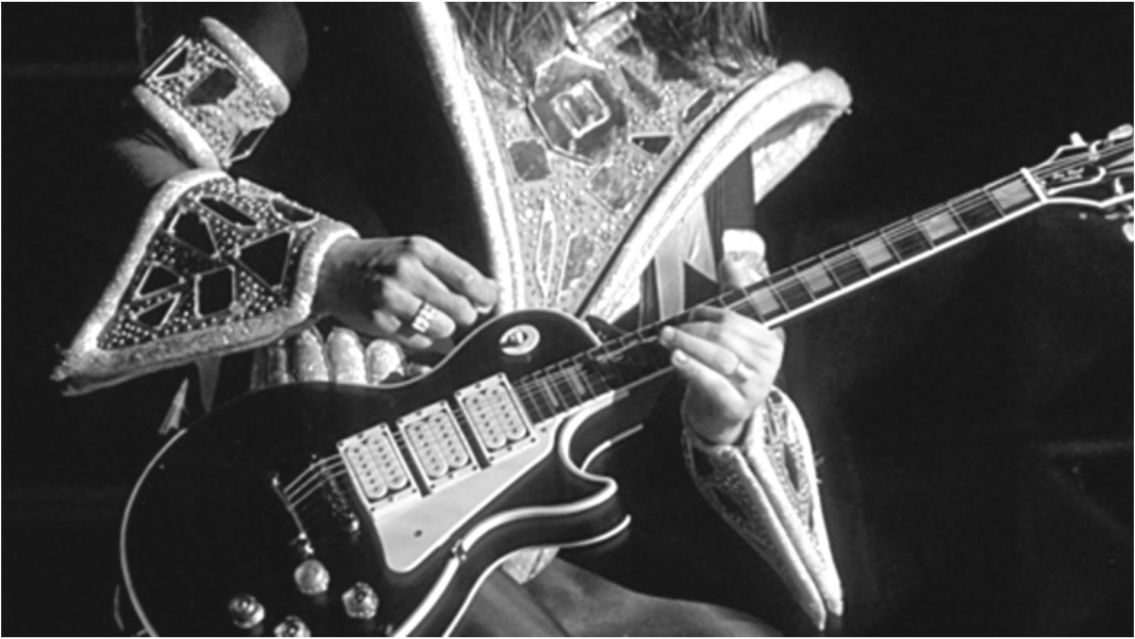 [QEPD] Muri� un querid�simo guitarrista de Kiss: marc� varias generaciones