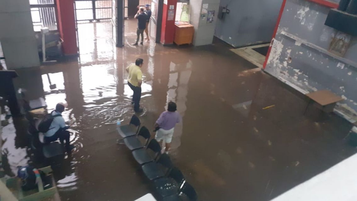 Se inund� la Municipalidad de San Salvador