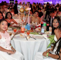 Estudiantes eligieron el menu para la Cena Blanca: qué comerán los chicos