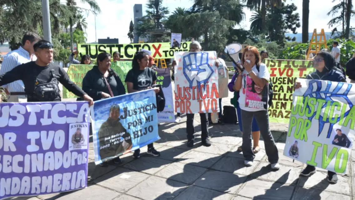 Indignaci�n en Jujuy por la reincorporaci�n de los�gendarmes imputados por homicidio de Ivo Torres�