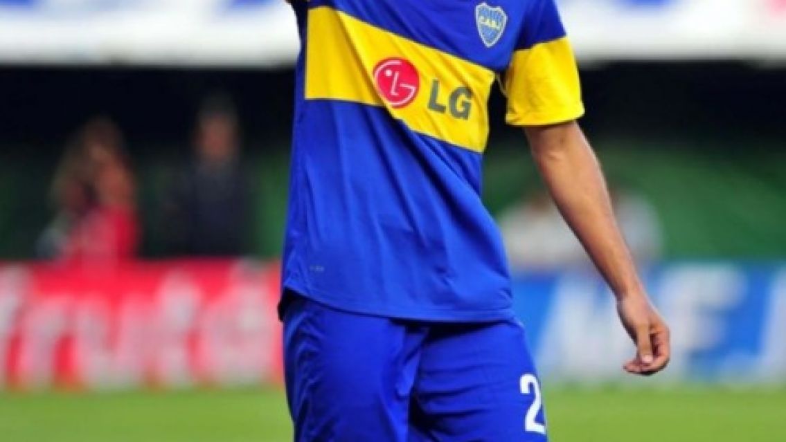 Qui�n es el ex jugador de Boca Juniors que se alej� del f�tbol y vive viajando con su nueva novia