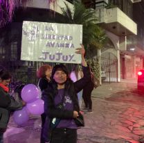 Clima de festejo en el búnker de La Libertad Avanza en Jujuy