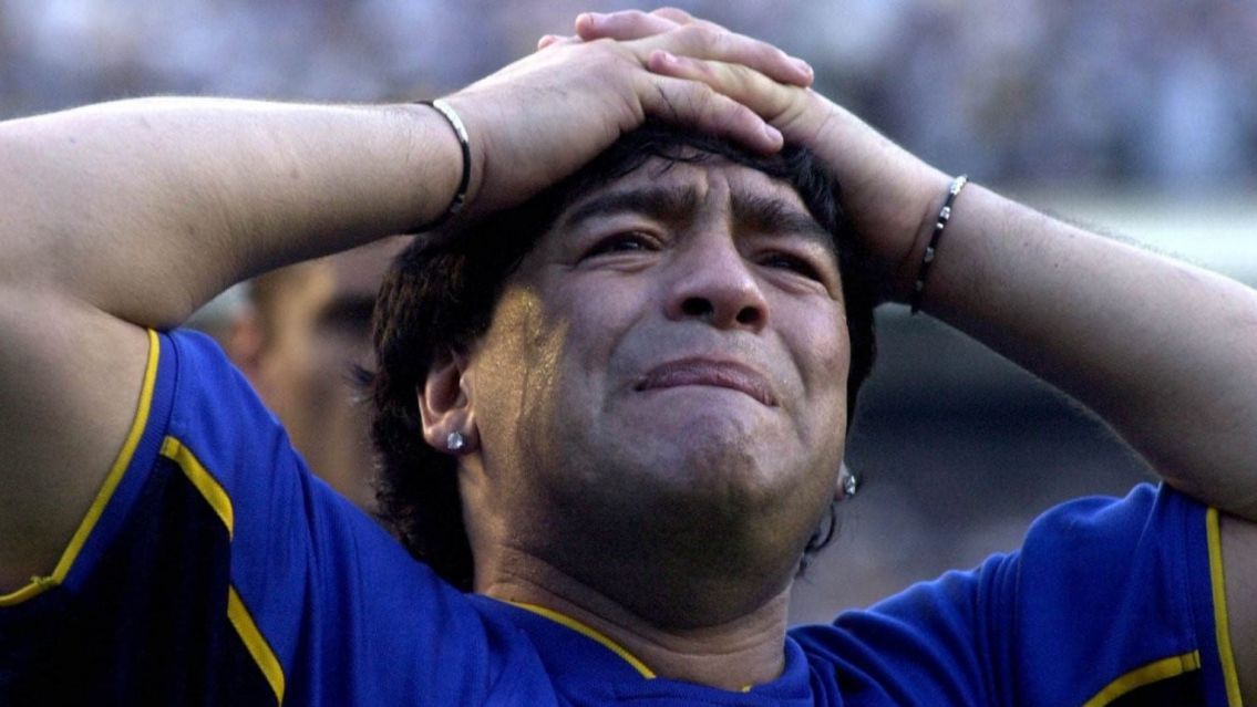Hoy se estaría jubilando el 10: los títulos que Maradona nunca ganó en su carrera