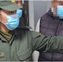 Cayeron dos norte&ntilde;os que salieron de Jujuy con m&aacute;s de 100 c&aacute;psulas de droga