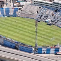 Homenaje especial a los exjugadores de Gimnasia en el Día de los Fieles Difuntos