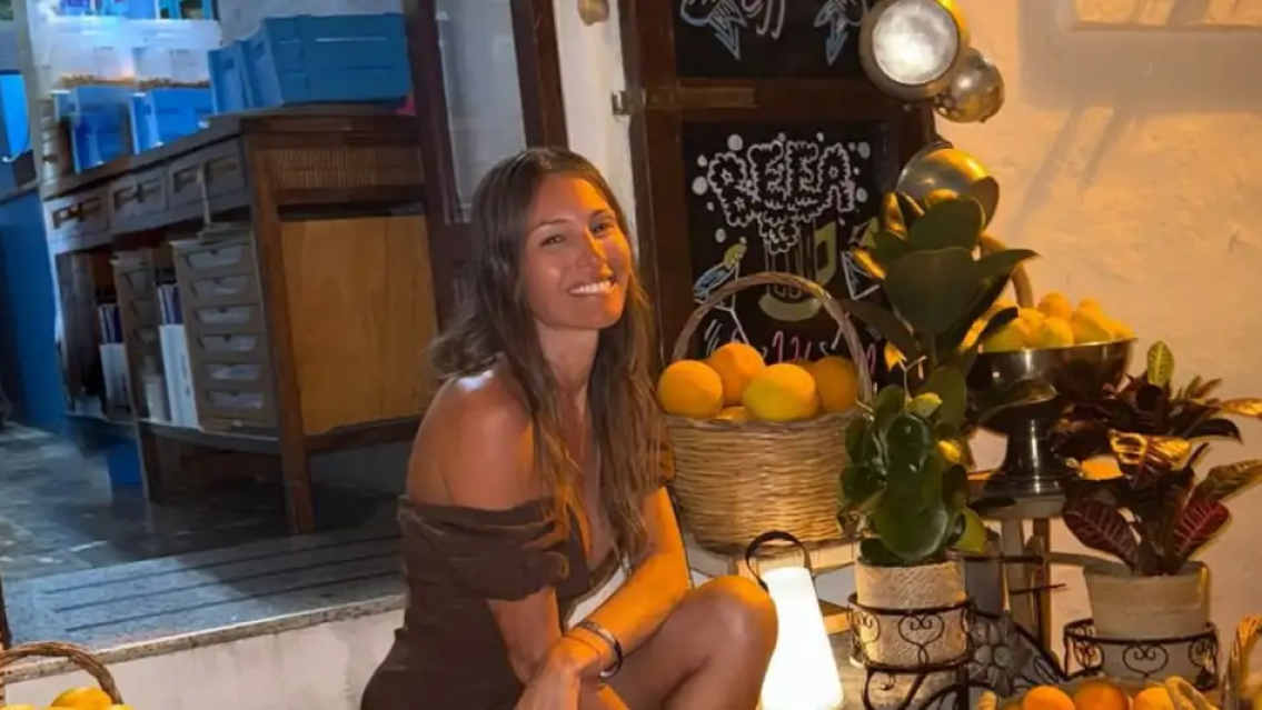 ¿Qué le pasó? Pampita sorprendió con su color de piel