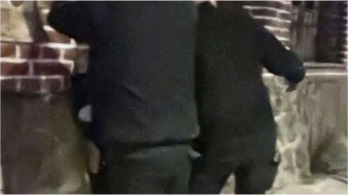 Juje�o cay� en plena fuga tras intentar abrir un auto