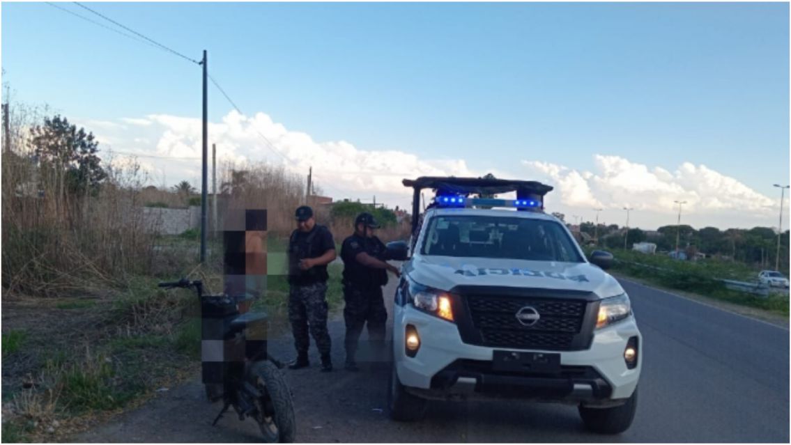 Jujeño tras las rejas por hacerse el gallito con su pareja en plena ruta