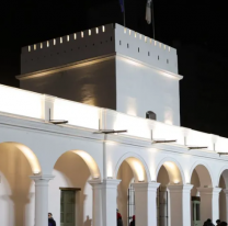 C&oacute;mo fue la r&aacute;pida intervencion de bomberos en el Cabildo de Jujuy