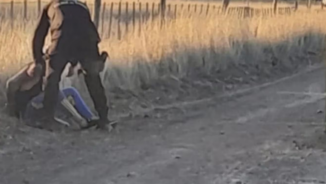 Se bajó del taxi y ocurrió la peor desgracia: terminó herido y en "Canadá"