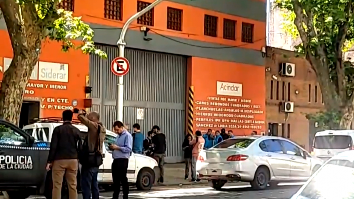 Terrible tragedia: fue a trabajar como todos los días y, al entrar, se encontró con lo peor