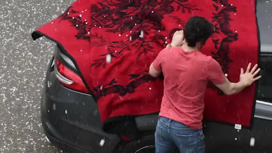 Llev� la colchita para el auto: se viene tremenda tormenta a la tarde