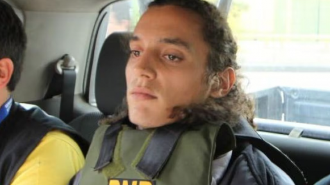 Tuvo un romance con su tía y la asesinó de 21 puñaladas