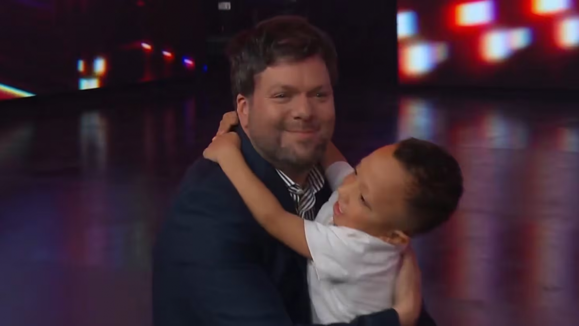 Algo tiene que siempre hace llorar: qué pasó en el programa de Guido Kaczka