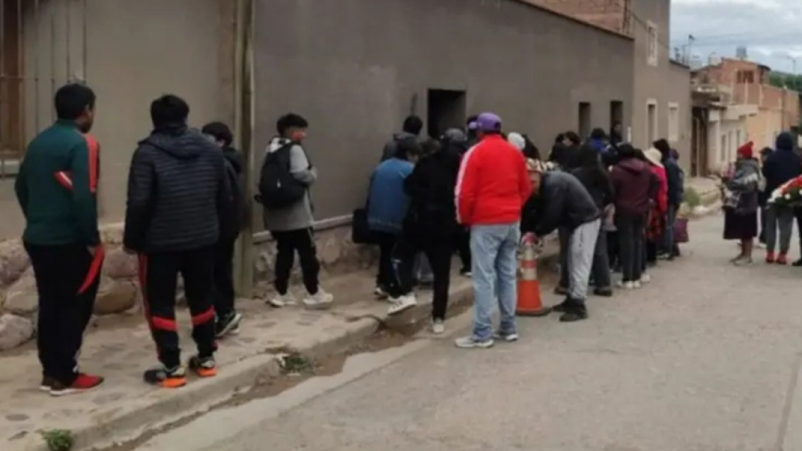 Humahuaca despidió a Daniela Mamaní acompañada por sikuris