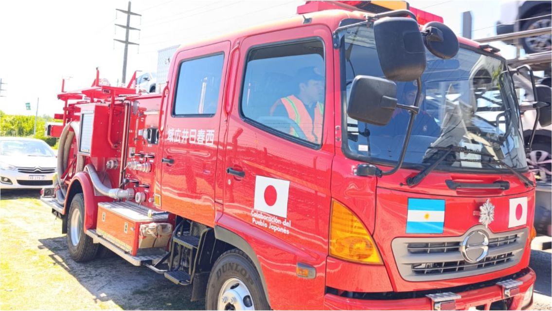 Nuevo veh�culo refuerza el trabajo de los Bomberos Voluntarios de Perico