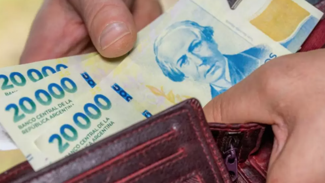 El Gobierno de Jujuy ofreció un bono de fin de año de $300.000 para los empleados