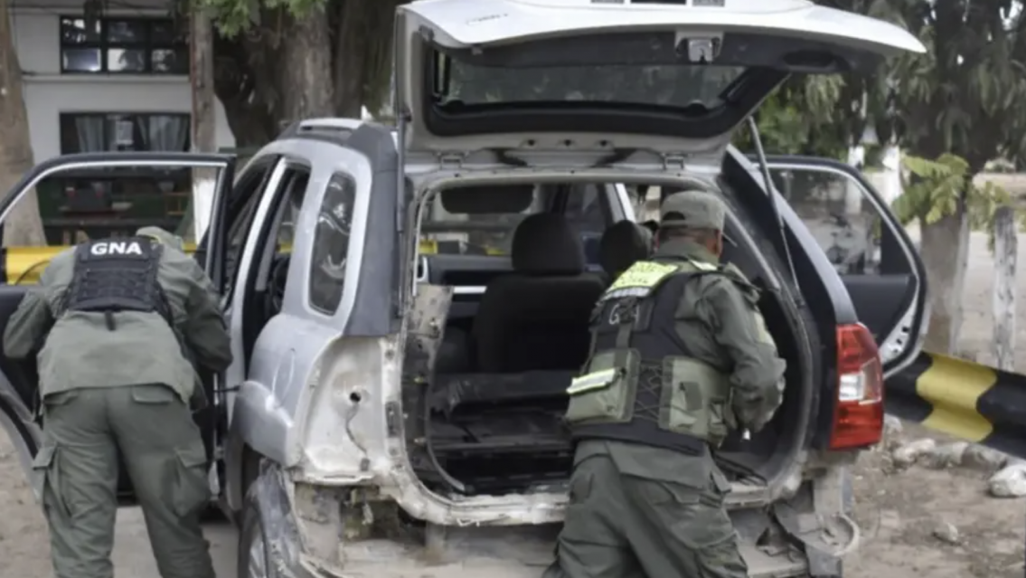 "�Qu� llevan ah�?" Los atrap� la Unidad de Inteligencia Criminal de Jujuy