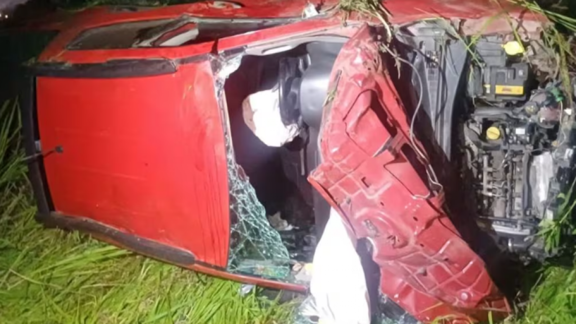 Madre e hijo perdieron la vida en un violento choque