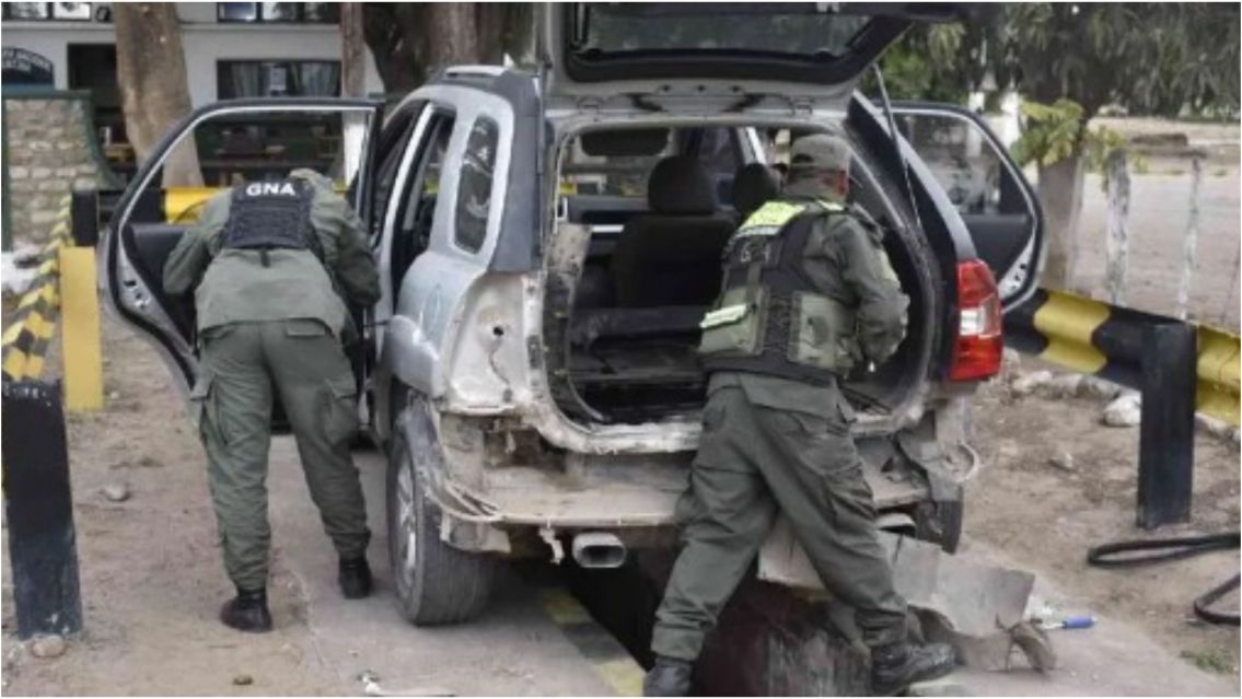 "Tiene doble fondo": así cayeron dos hombres que llevaban droga por Ruta 34