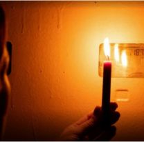 Jujeña denuncia falta de luz en La Almona y apuntó contra EJESA: "Todos los días"