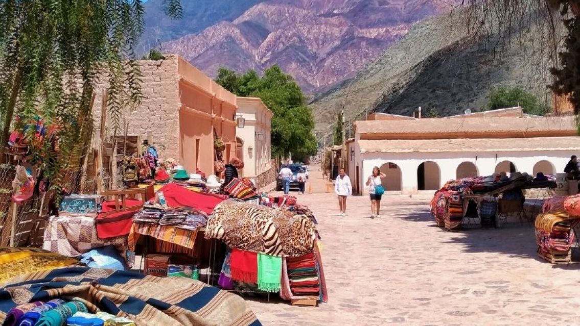 Fin de semana récord: Jujuy recibió más de 16 mil visitantes y Purmamarca lideró la ocupación