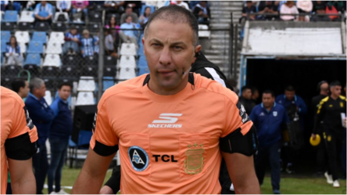 Ins�lito: AFA nomin� a Comesa�a como mejor �rbitro de la Primera Nacional