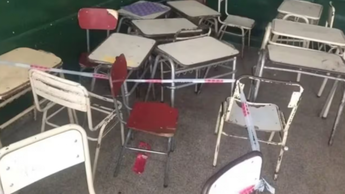 Horror en el norte: un alumno apu�al� en el pecho a una compa�era dentro del aula