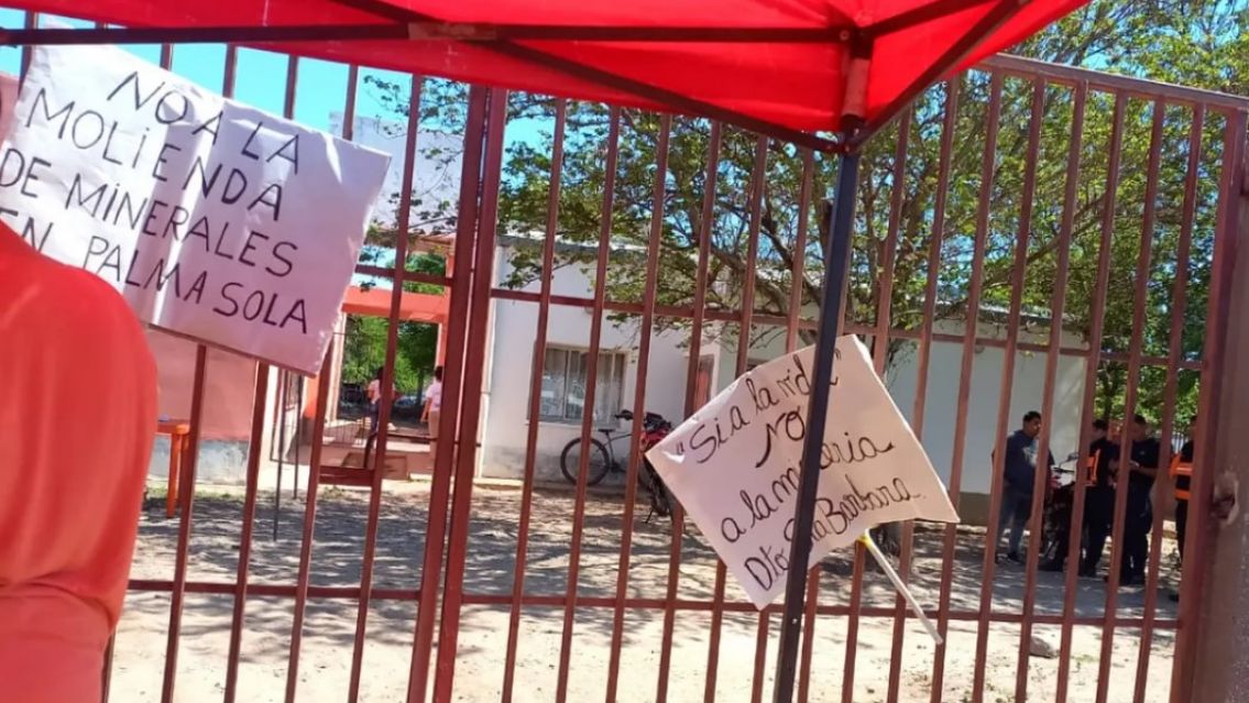 Fuerte rechazo en�Palma Sola a una minera: temen contaminaci�n y falta de agua�