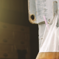 Es furor: para qué sirve colgar una bolsita con canela en la puerta