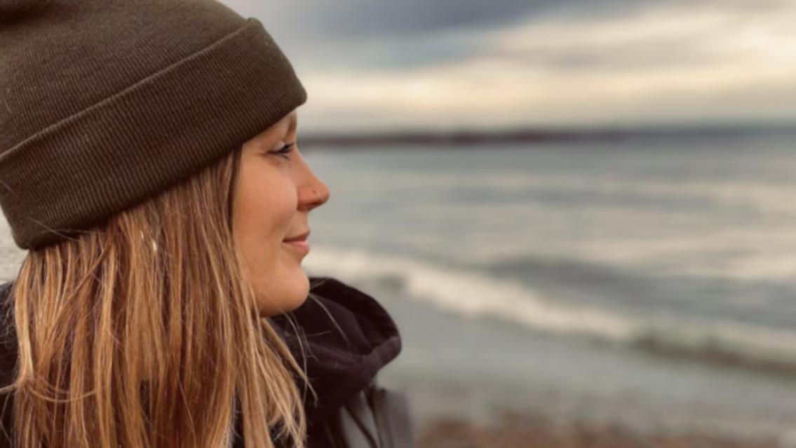 Tenía 33 años, cayó por un precipicio y murió, qué dice su autopsia: