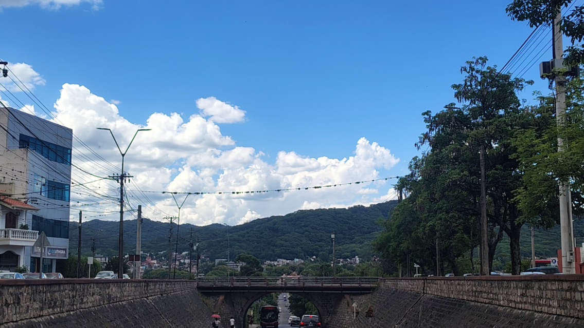 Se larga con todo la lluvia en Jujuy: qué localidades serán las más afectadas