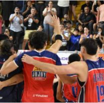 Jujuy Básquet ganó por primera vez en casa y desató la fiesta en el Federación