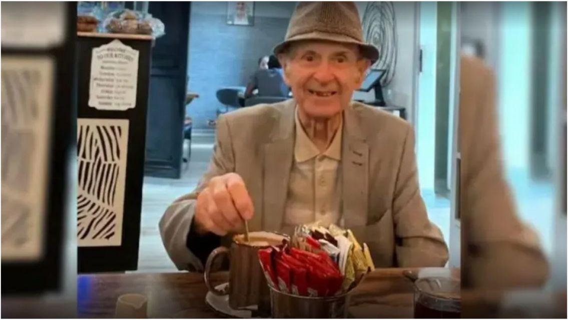 Mataron a un jubilado de 89 años por robarle unas salchichas con papas fritas