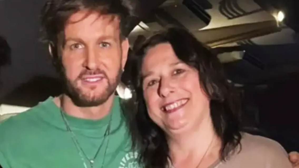 Cuatro fans de Axel murieron al volver de su recital y el m�sico las despidi� con un mensaje desgarrador