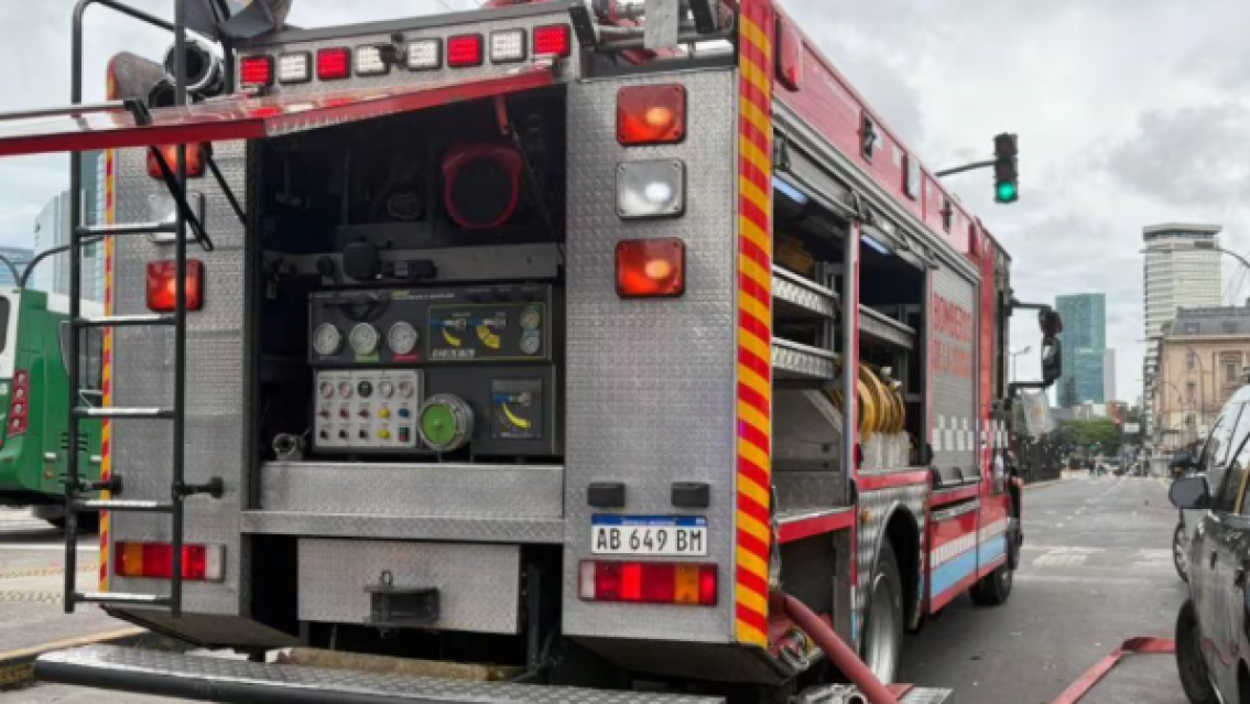 Tr�gico incendio: un hombre muri� despu�s de que se prendiera fuego su habitaci�n