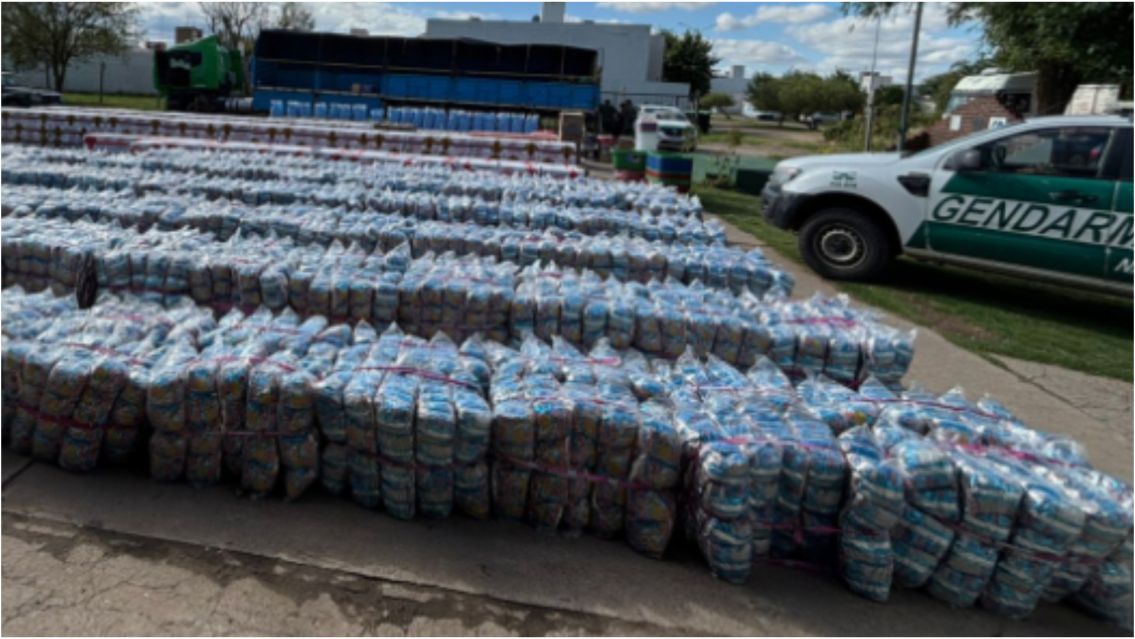 Cayó un camión cargado de hojas de coca y mercadería ilegal que salió de La Quiaca