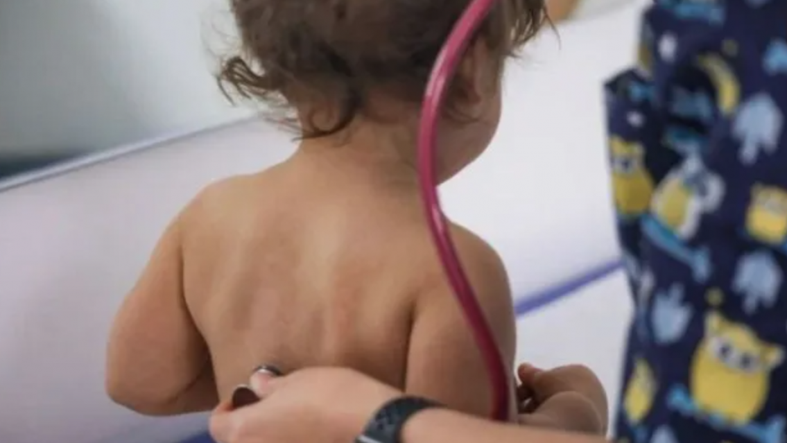 Murieron 7 niños en 2025 por tos convulsa y aumentan los casos: ¿qué pasa en Jujuy?