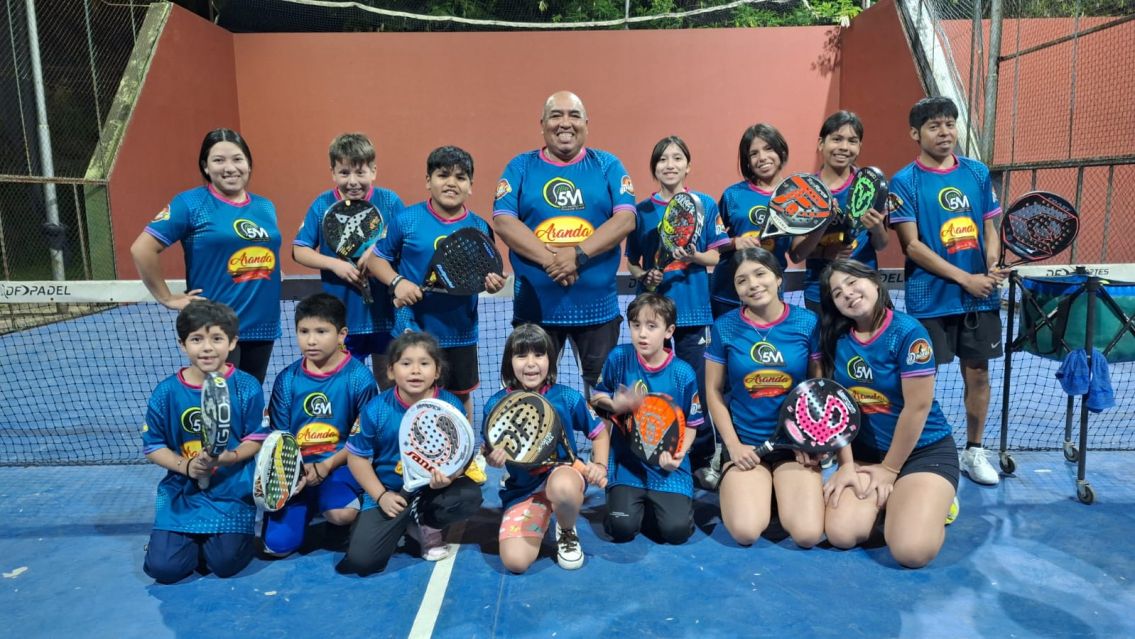 Ideal para vacaciones: lanzan clases gratuitas de p�del para chicos en Palpal�