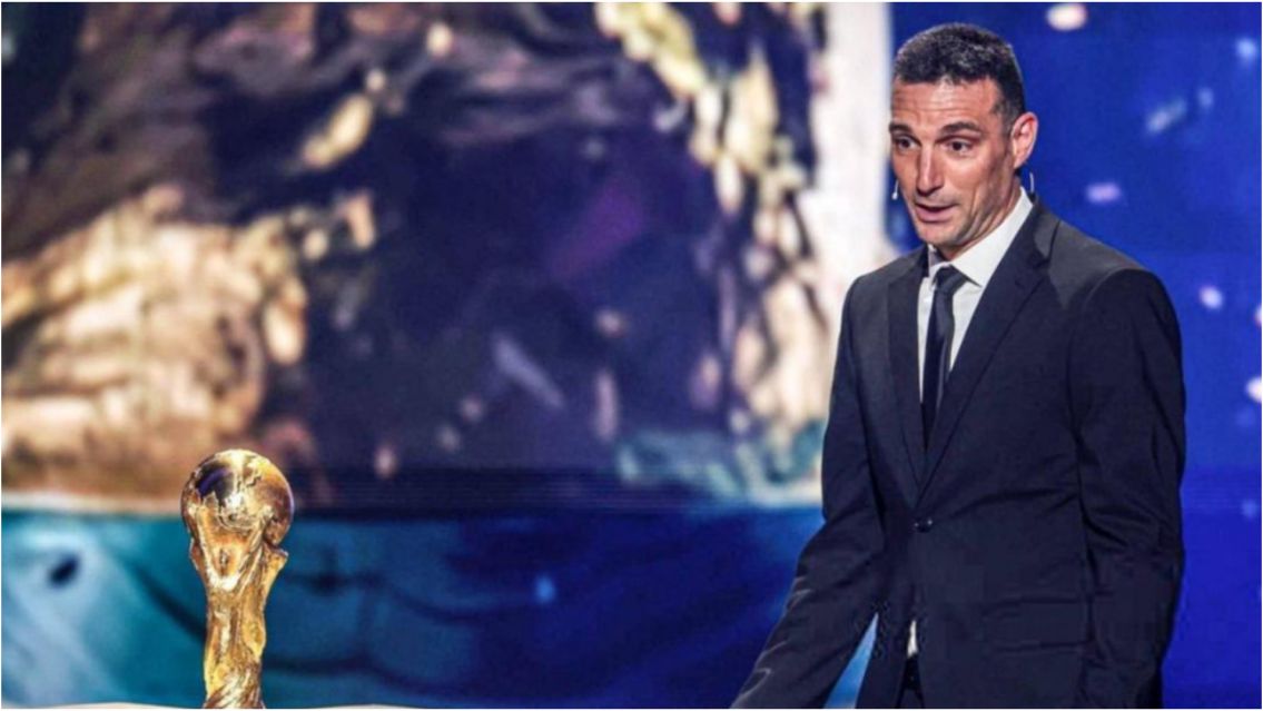 El gesto de Scaloni con la Copa del Mundo que nadie entendi� y explot� en redes