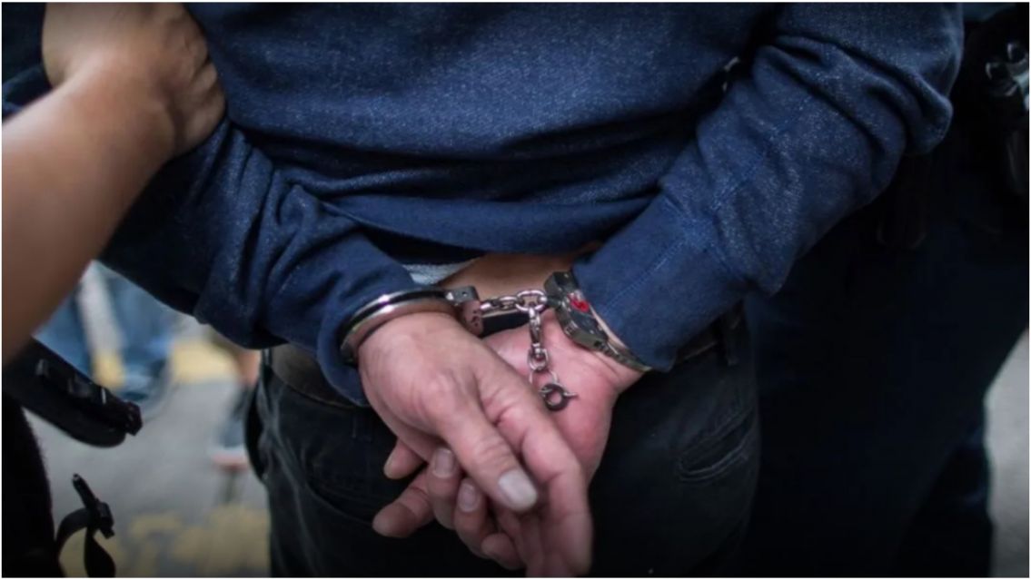 Atraparon a un conductor y descubrieron que era buscado por algo desagradable