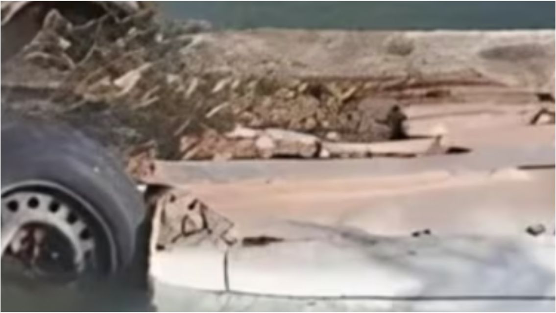 Volvían de una fiesta del trabajo y volcaron en un canal: murió un hombre